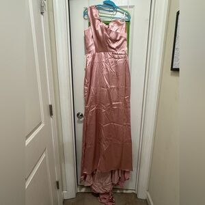 Elegant Pink One-Shoulder Gown